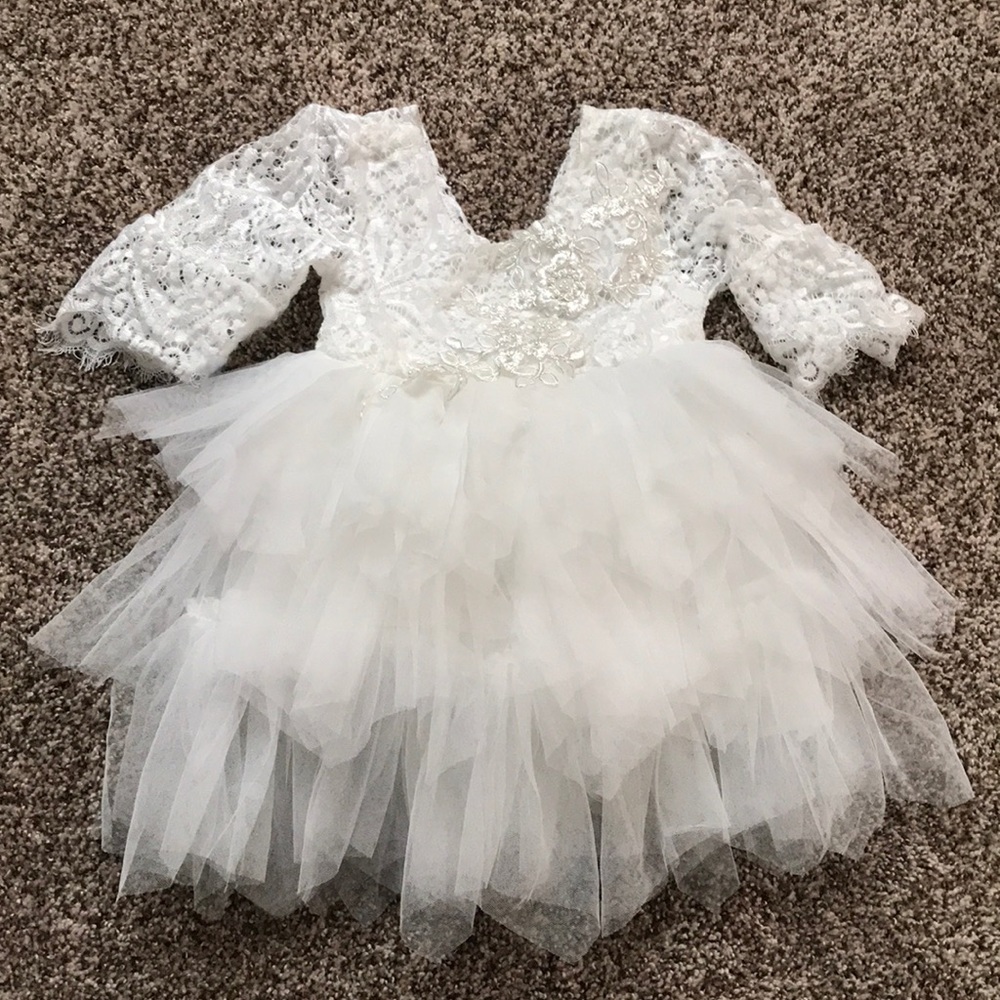 Little girls lace dress
